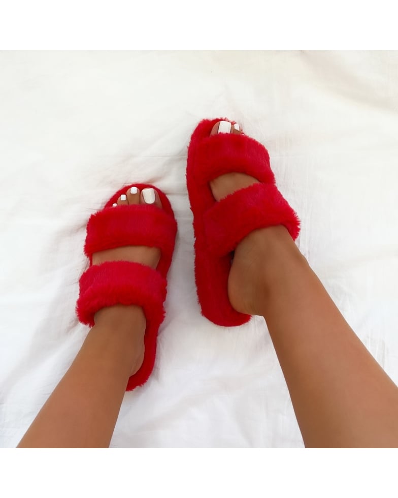 SIMMI SHOES / COURTNEY RED FLUFFY FAUX FUR DOUBLE STRAP SLIPPERS