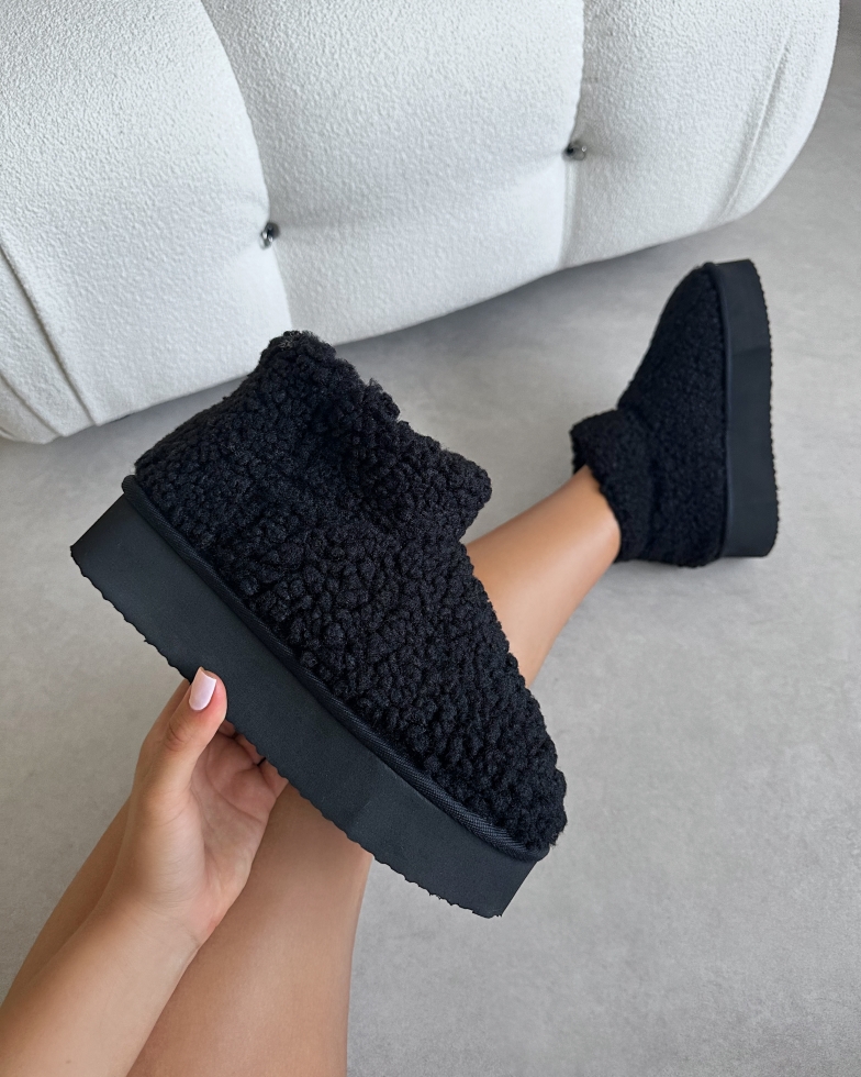 Fleecy Black Borg Flatform Boots