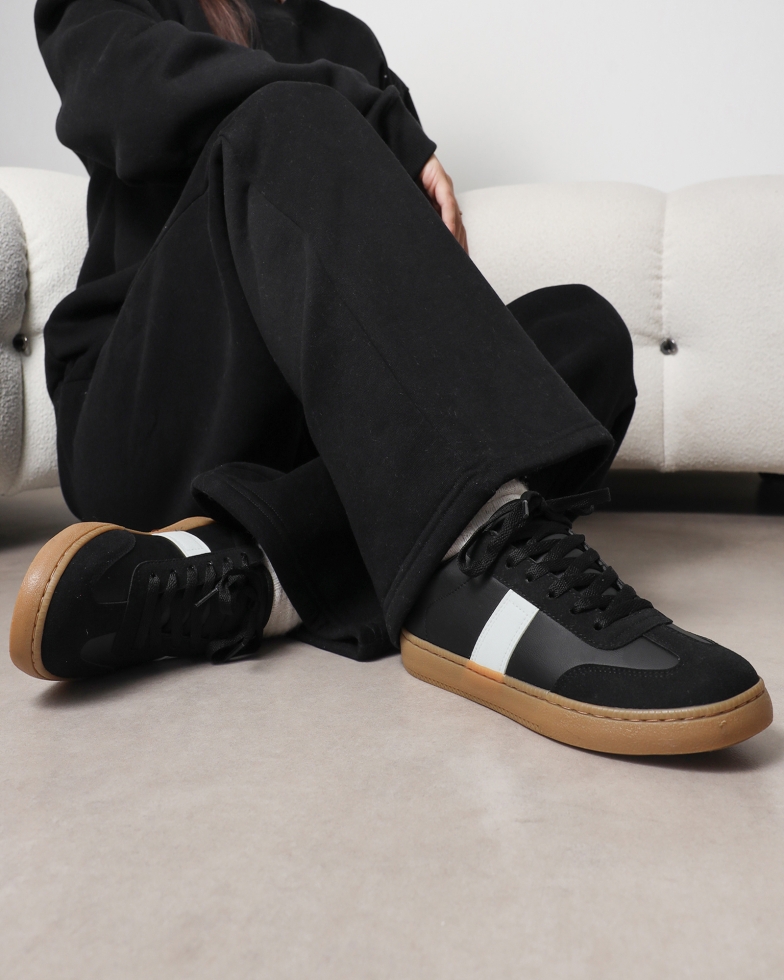 Siesta Black Trainers | SIMMI London